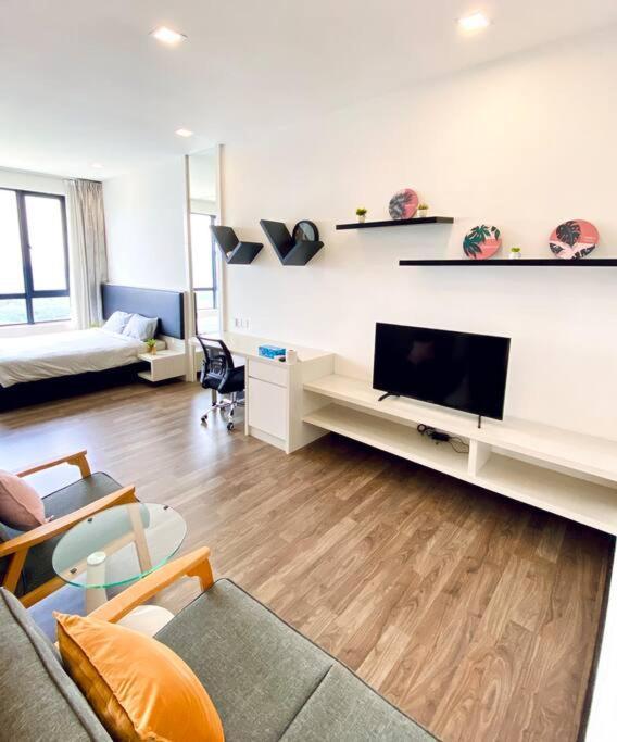 Rm100 Only @ Landmark Residence 2, Budget Stay, Near Cherasbalakongc180 Kajang Kültér fotó