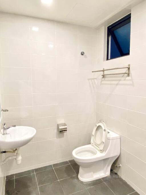 Rm100 Only @ Landmark Residence 2, Budget Stay, Near Cherasbalakongc180 Kajang Kültér fotó