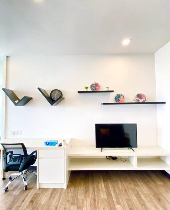 Rm100 Only @ Landmark Residence 2, Budget Stay, Near Cherasbalakongc180 Kajang Kültér fotó